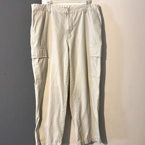 Beige cargo pants, good condition